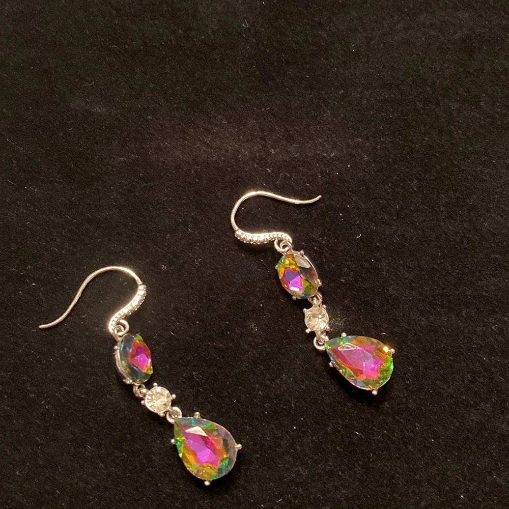 NWT Silver-Tone Crystal & Stone Triple Drop Earrings. CHARTER CLUB - Picture 5 of 8